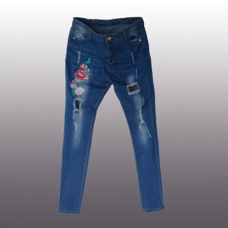 /products/jeans-razgados-estampados/
